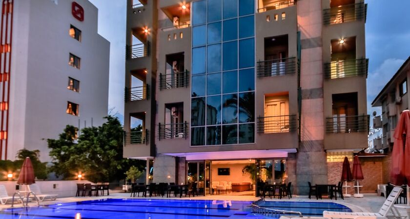 Lara Park Hotel