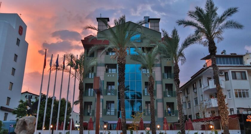 Lara Park Hotel