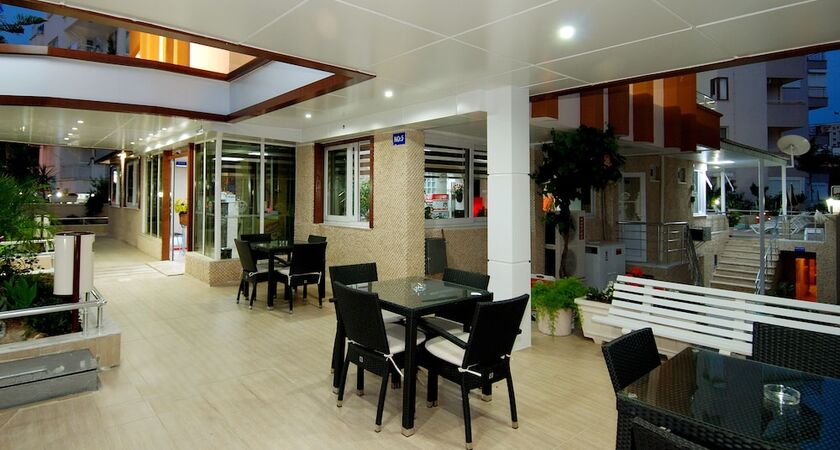 Lara Diamond Hotel