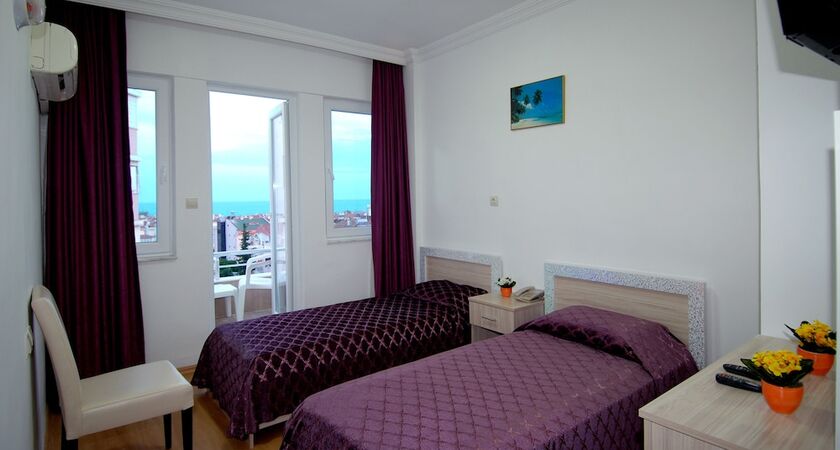 Lara Diamond Hotel