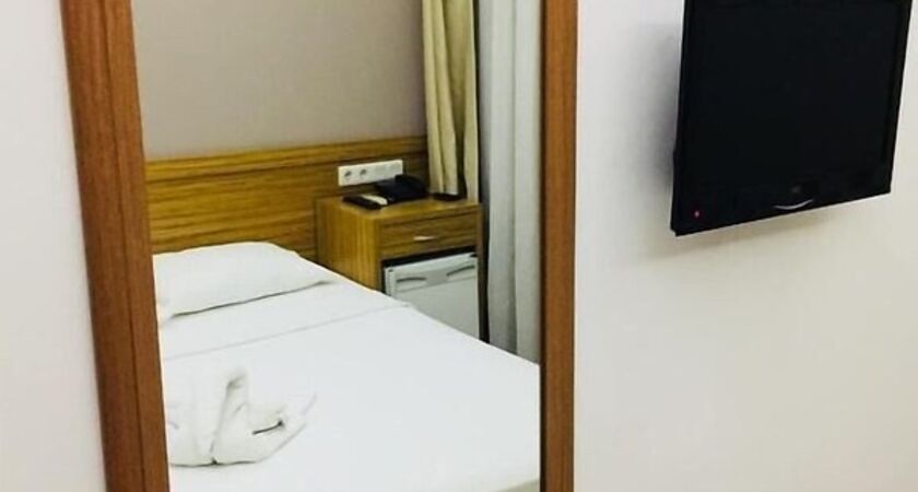 Lara Kapris Hotel