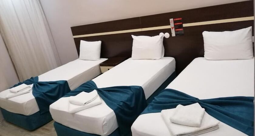 Luna Hotel
