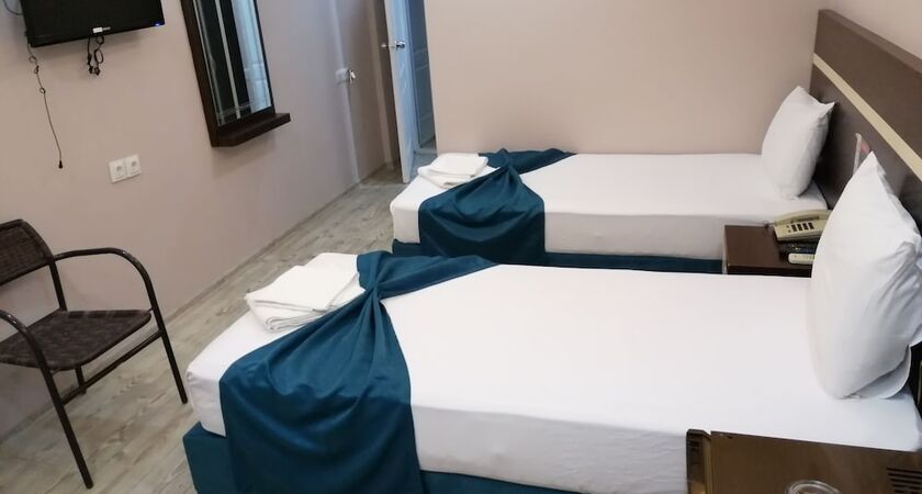 Luna Hotel