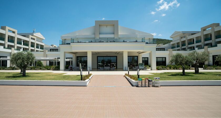 Korumar Ephesus Beach & Spa Resort