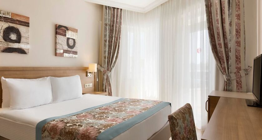 Ramada Resort by Wyndham Lara