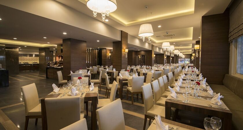 Ramada Resort by Wyndham Lara