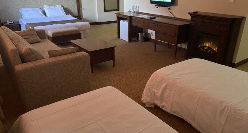 West Davraz Hotel