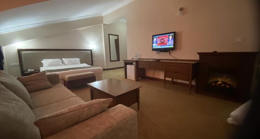 West Davraz Hotel