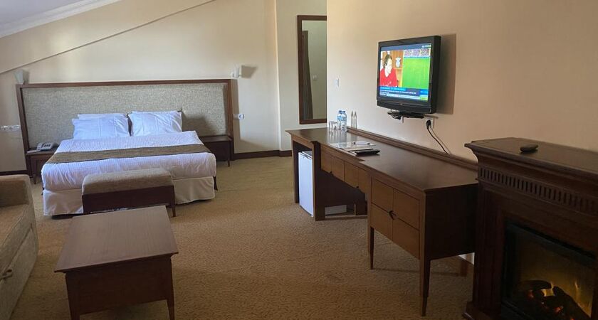 West Davraz Hotel