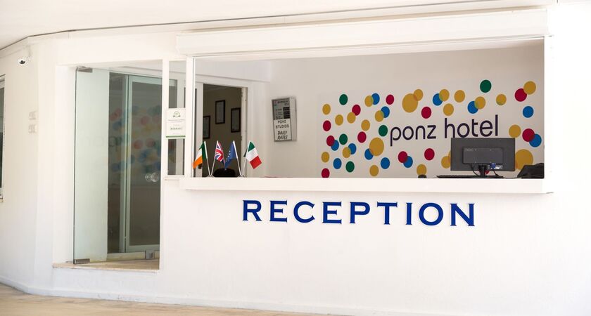 Ponz Hotel Kuşadası