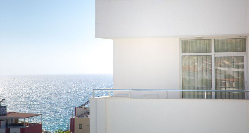 Ponz Hotel Kuşadası