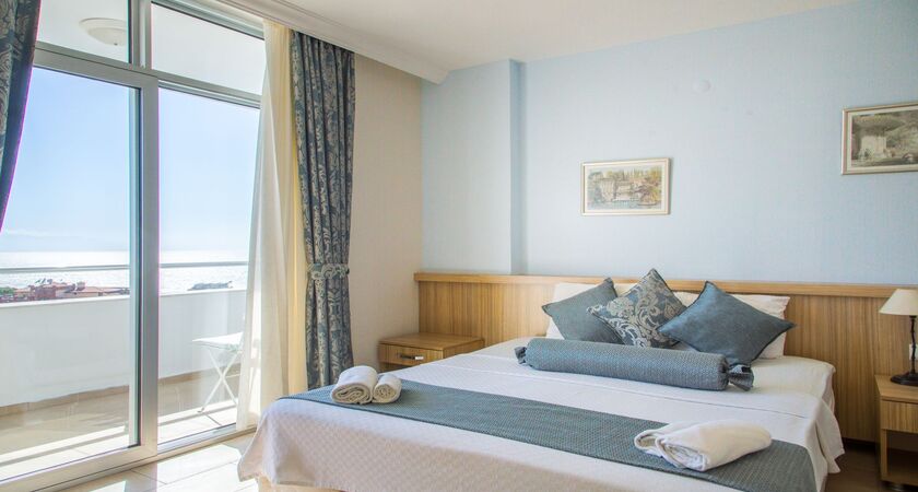 Ponz Hotel Kuşadası