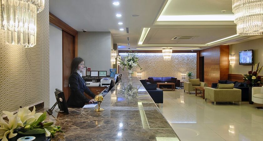 Tugcu Hotel Select