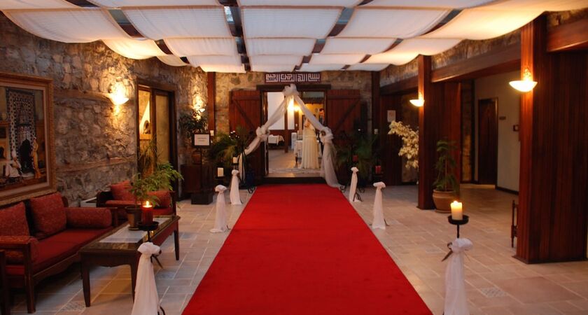 Otantik Club Hotel