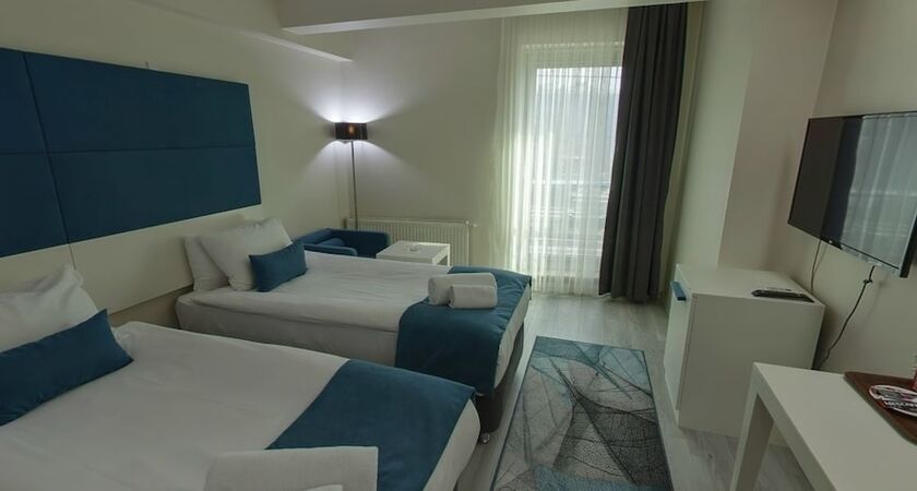 Lion City Hotel