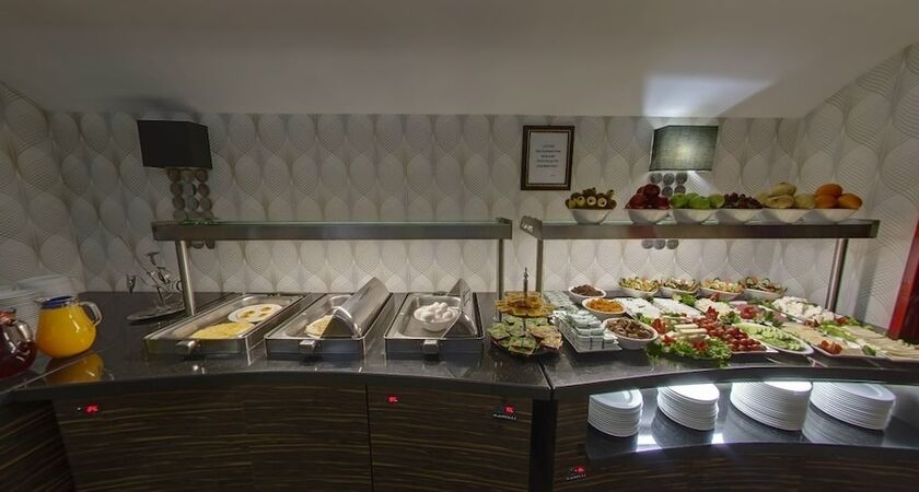 Lion City Hotel