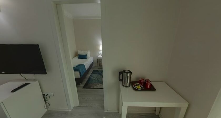 Lion City Hotel