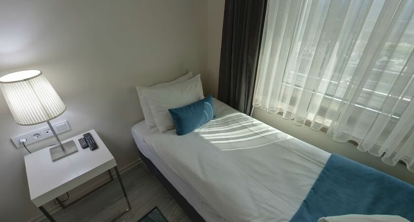 Lion City Hotel