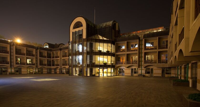 Kervansaray Thermal-Convention Center & Spa