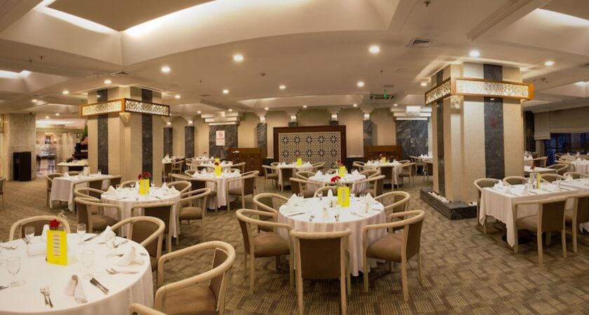 Kervansaray Thermal-Convention Center & Spa