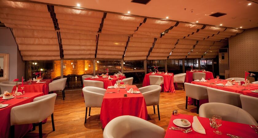 Kervansaray Thermal-Convention Center & Spa