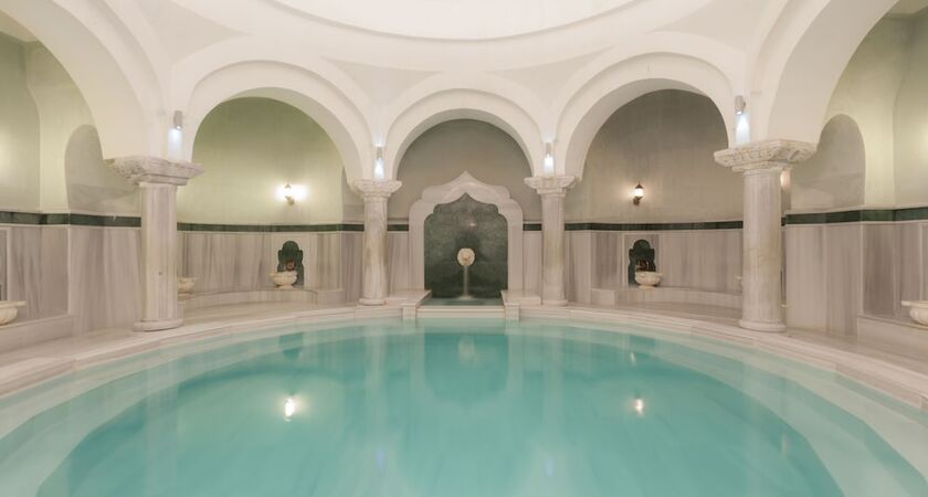 Kervansaray Thermal-Convention Center & Spa