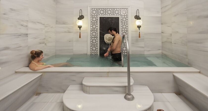 Kervansaray Thermal-Convention Center & Spa