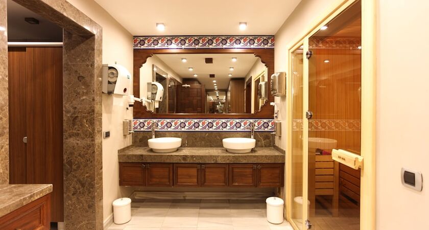 Kervansaray Thermal-Convention Center & Spa