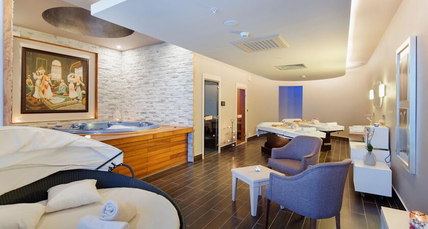 Royal Teos Termal Resort Clinic&Spa