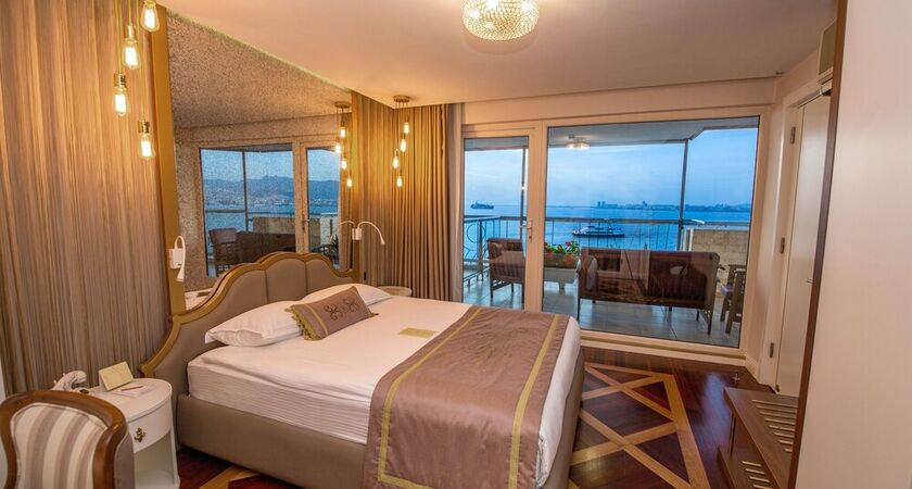 İzmir Palas Hotel