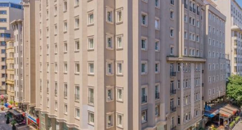 Golden Age Hotel
