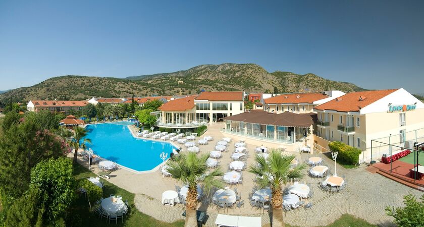 Lycus River Thermal Hotel