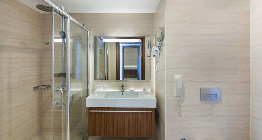 Nuhun Gemisi Deluxe Hotel