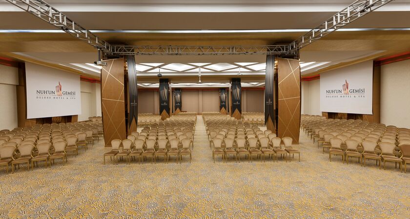 Nuhun Gemisi Deluxe Hotel
