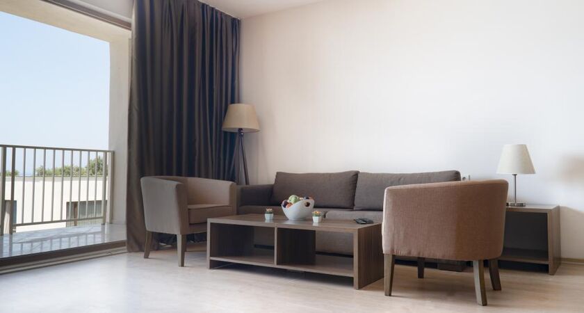 Ladies Beach  Residance Hotel