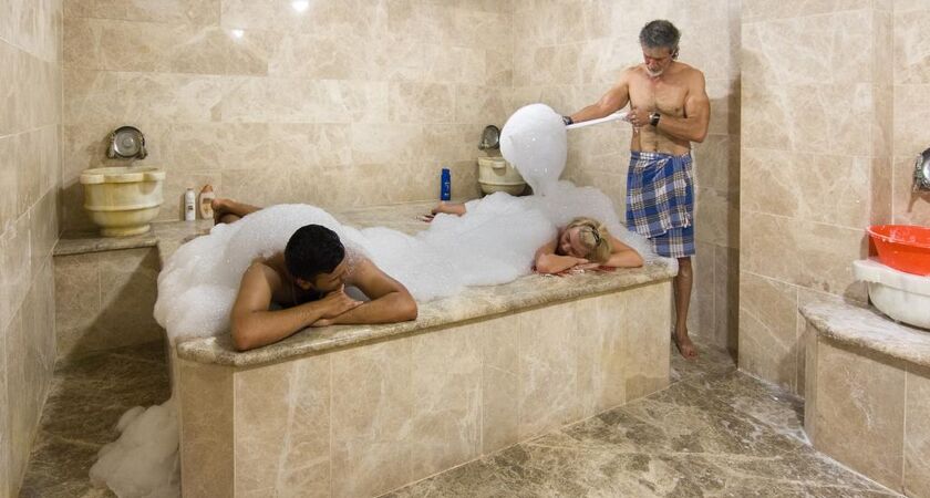 Romance Beach Hotel