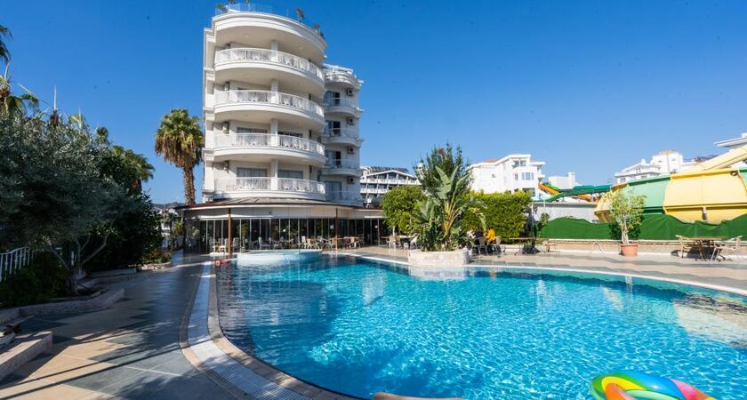 Romance Beach Hotel