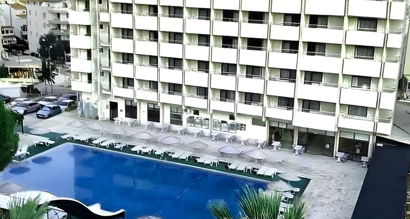 First Class Hotel