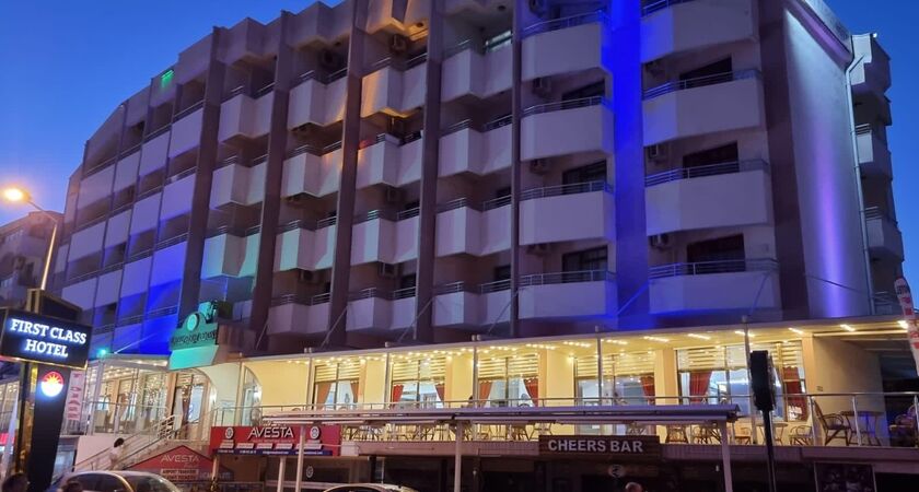First Class Hotel