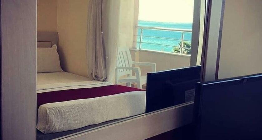 First Class Hotel