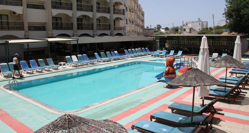 Temple Beach Hotel