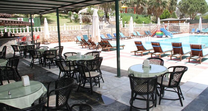 Temple Beach Hotel