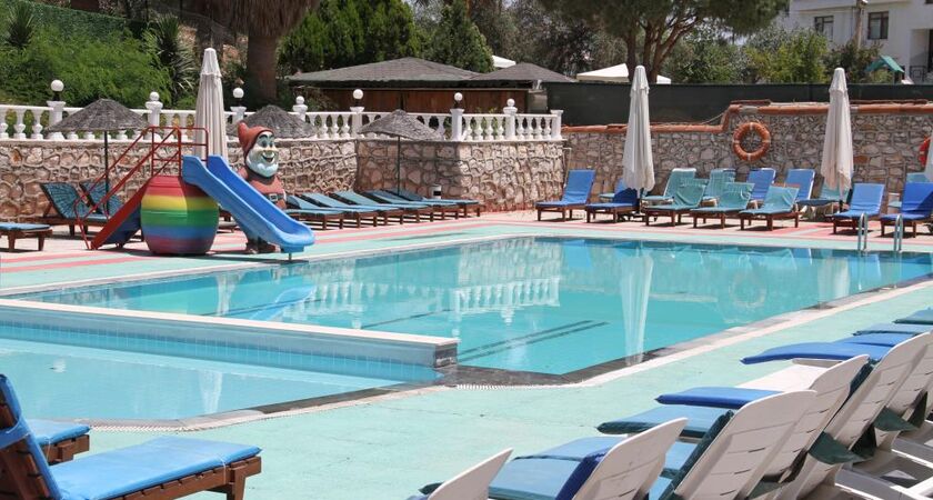 Temple Beach Hotel