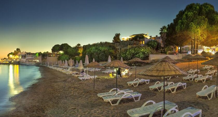 Temple Beach Hotel
