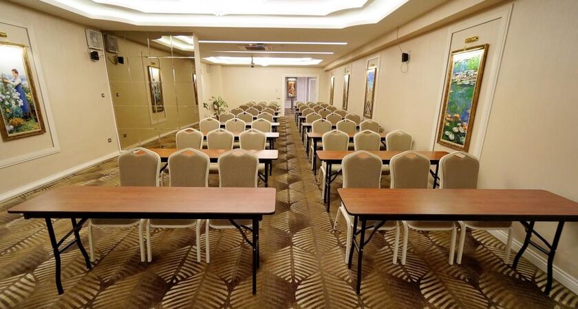 Orkis Palace Hotel