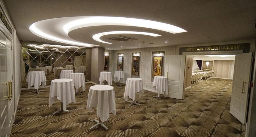 Orkis Palace Hotel