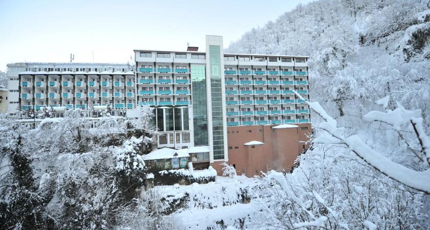 Oylat Kaplıcaları Çağlayan Otel
