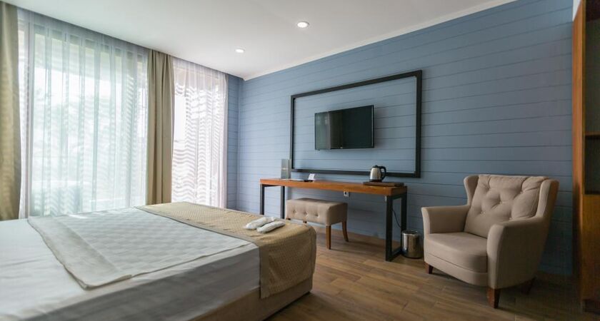 Risus Aqua Beach Resort Hotel