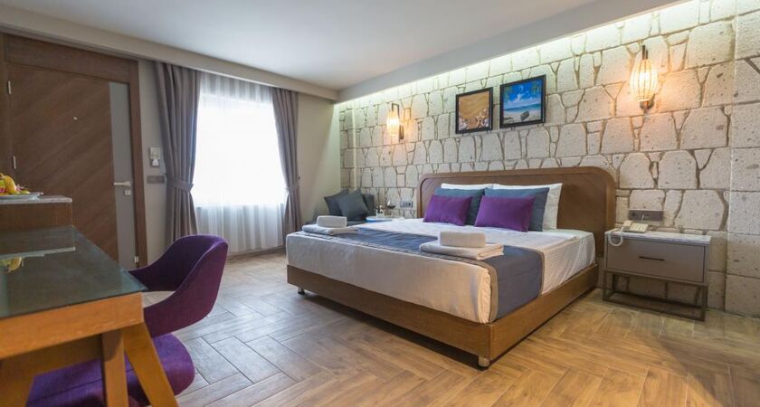 Risus Aqua Beach Resort Hotel