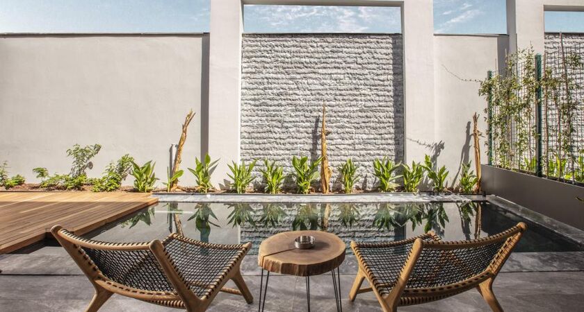 Unique LifeStyle Hotels